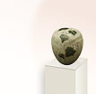 Urne aus Raku Keramik Efania: Graburne mit Efeu